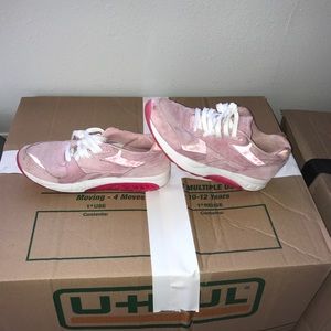 Reebok Camron Supreme
